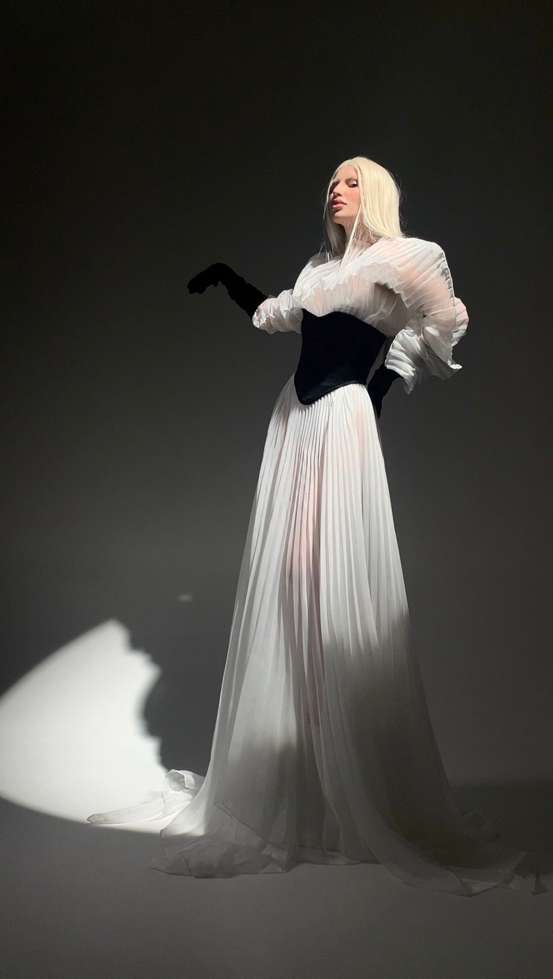 Профессиональная модель и блогер Сандра Капшук