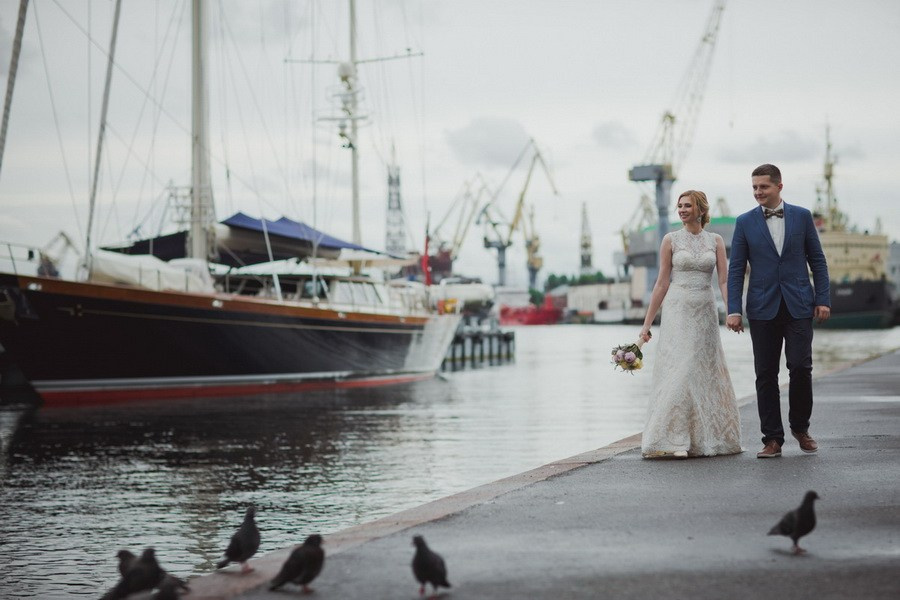 Свадебная прогулка по Санкт-Петербургу. Фотограф крещение венчание в Петербурге! Помогает подобрать храм и посоветовал душевного батюшку в СПб