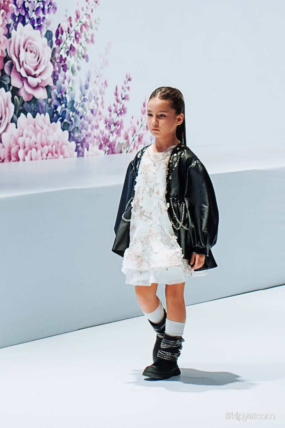 KAZAKHSTAN FASHION WEEK SHYMKENT «11 SEASON» KIDS. Кипятком Шымкент