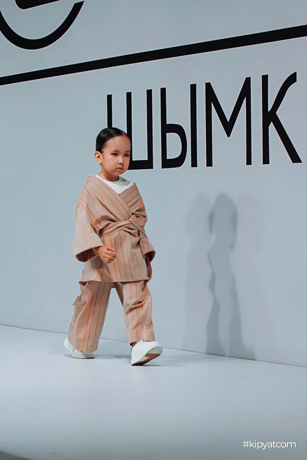 KAZAKHSTAN FASHION WEEK SHYMKENT «11 SEASON» KIDS. Кипятком Шымкент