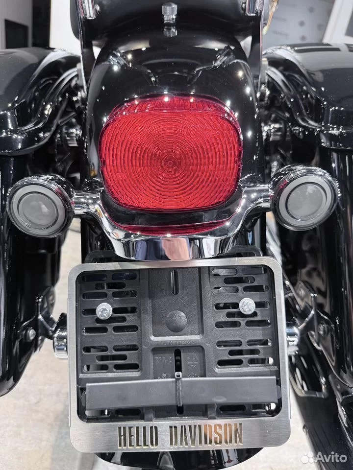 Купить Harley-Davidson 2012 HD Dyna Switchback (Vivid Black) (Softail/Dyna) — подробнее на сайте. Hello Davidson, Москва. Только хорошие мотоциклы…