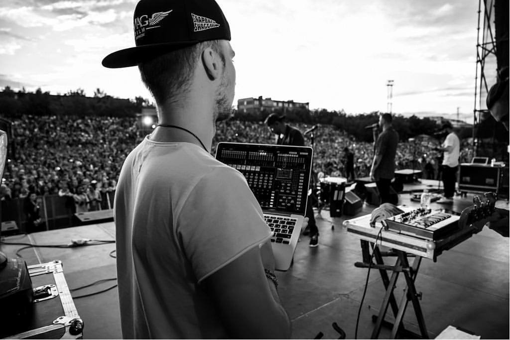 Контакты. RF Place — блог о радио технологиях в шоу индустрии