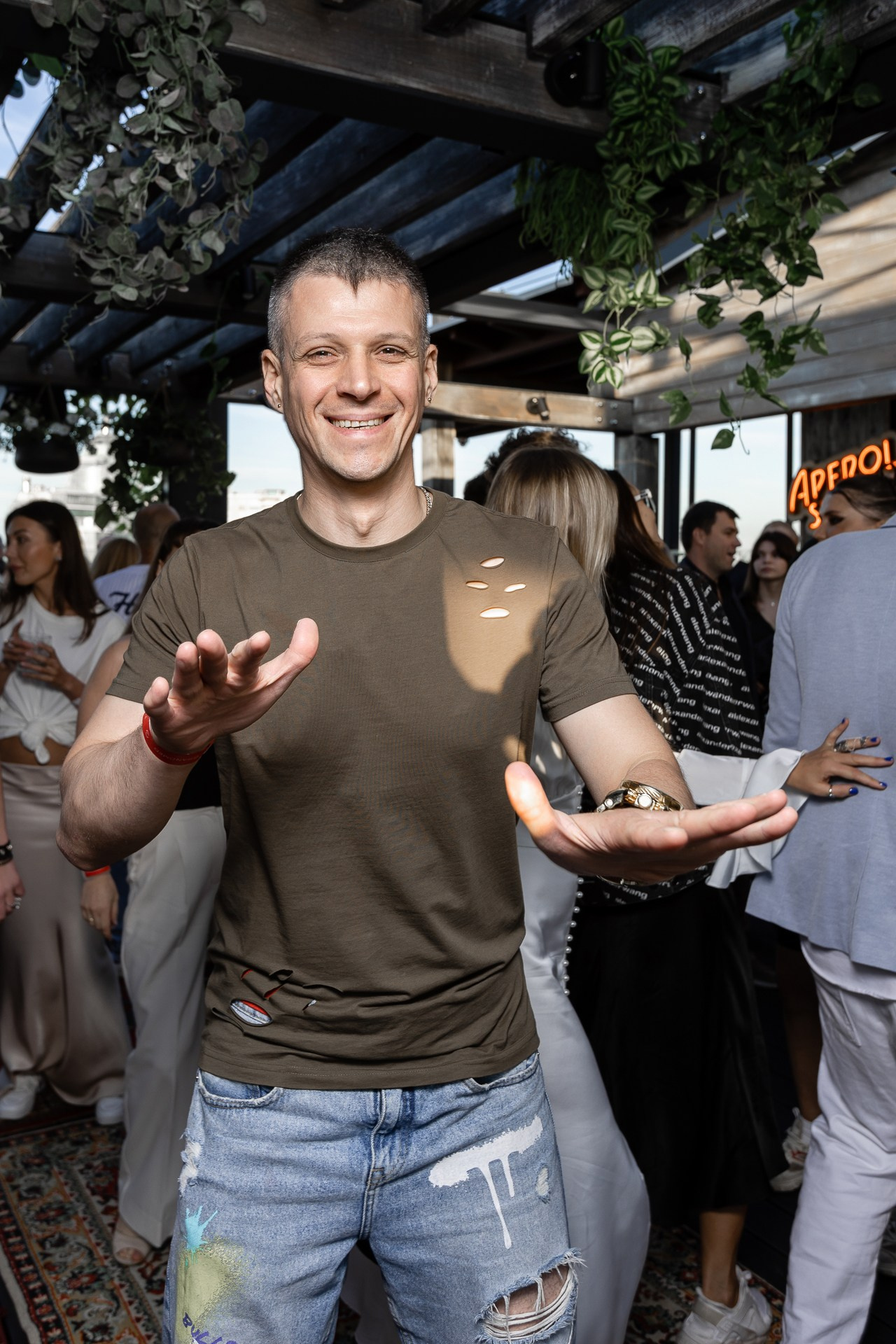 Odyssey partry. Ещё не вечер Viktor Petrov Birthday. Фотограф в Санкт-Петербурге — Сергей Петров