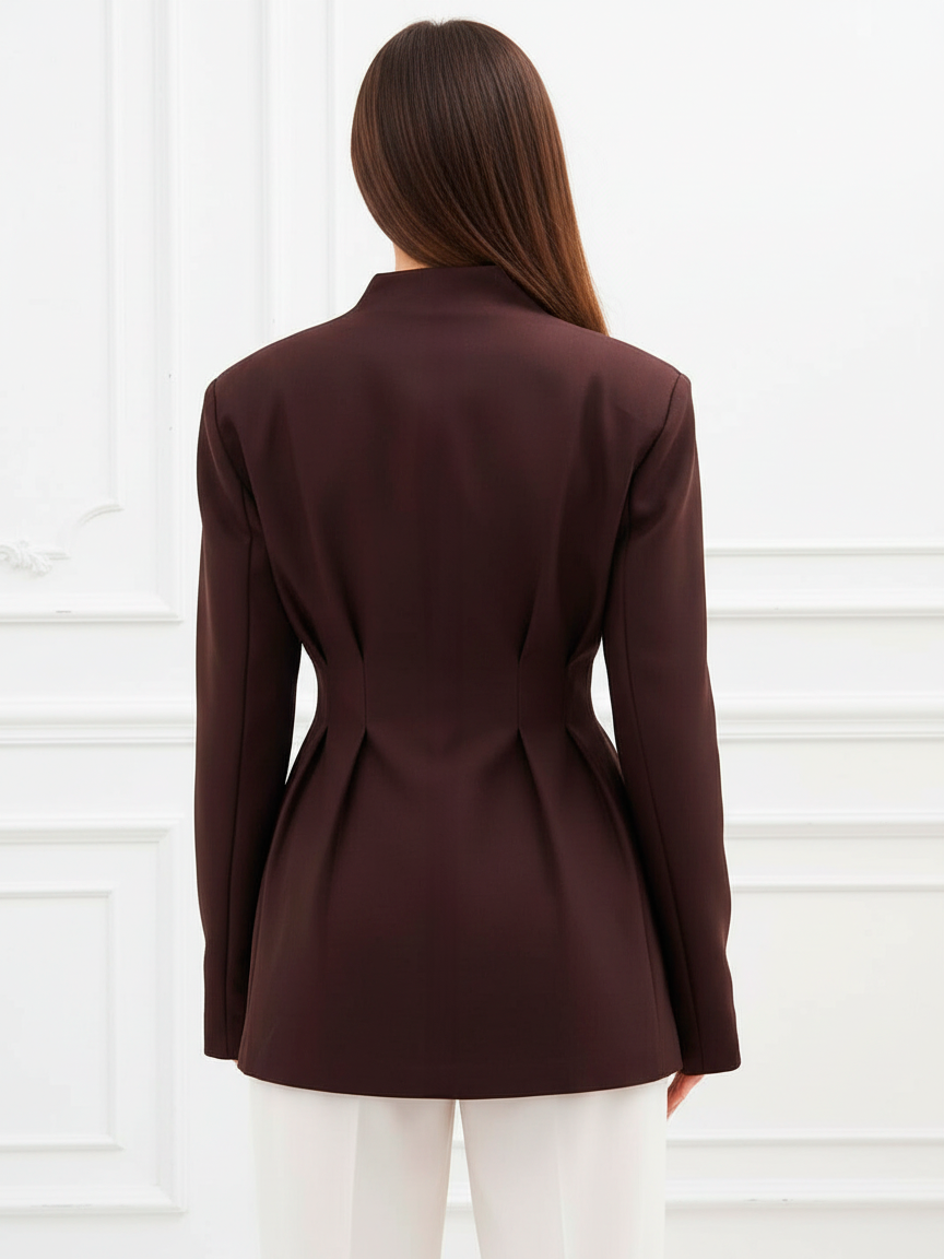 Фотосет пиджак. Нейрофотосессии и AI‑видео для брендов | AI фотограф