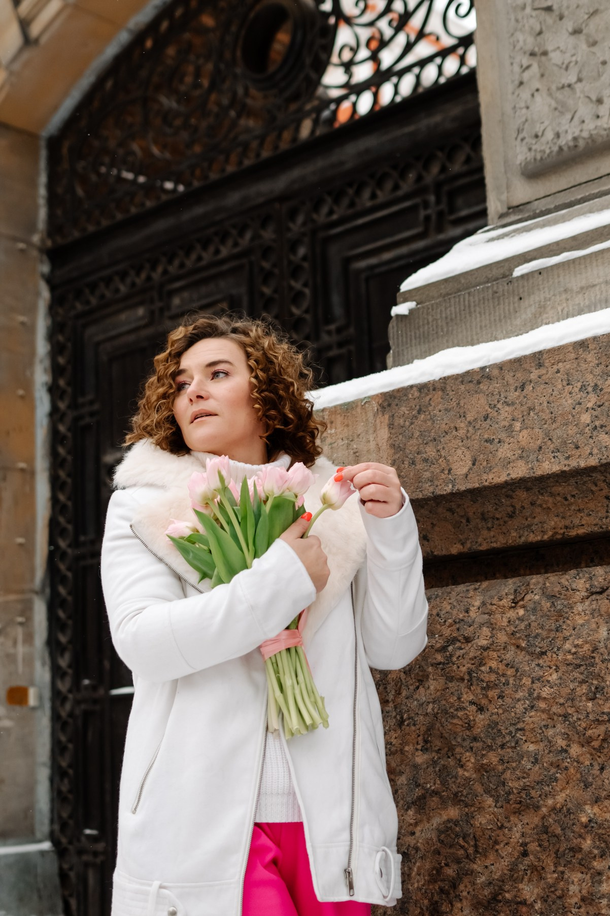 Юля с тюльпанами. Свадебный и сеейный фотограф в Санкт-Петербурге Елена Худякова