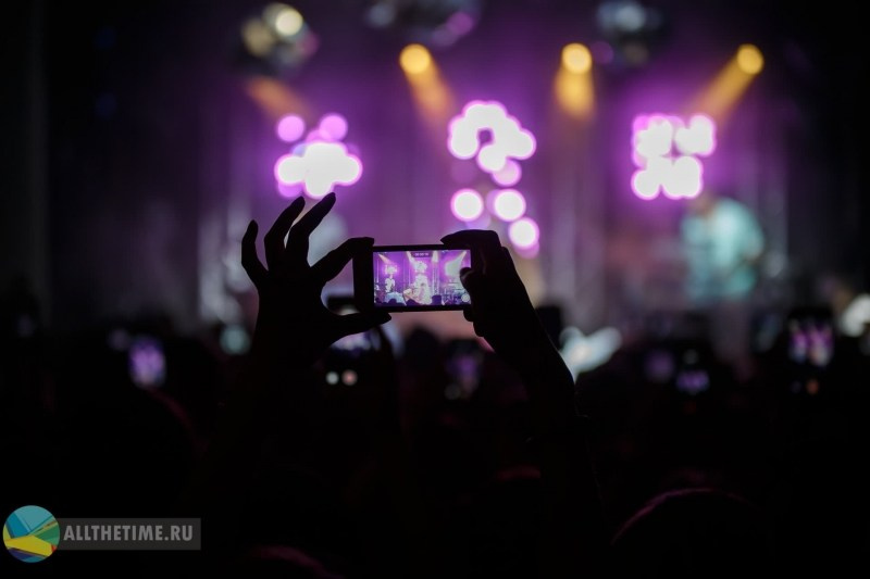 IOWA. Магия музыки в кадре: Концертная Фотография