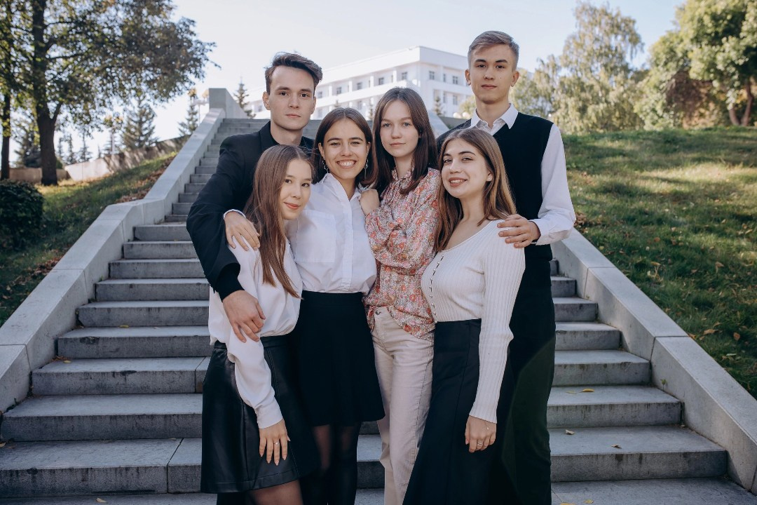 Группы больше 5 человек