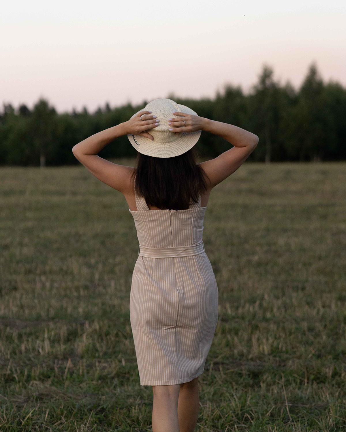 Фото с полевыми цветами. Портретный фотограф Екатерина Лысенко, Москва