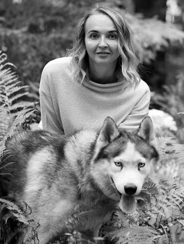 Люба и Гермес. Фотосессия в лесу. Портретный фотограф Екатерина Лысенко, Москва