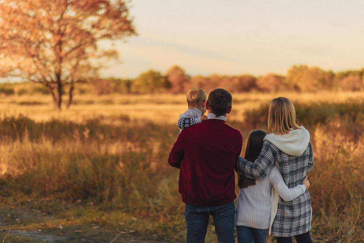 Витя и Оля. Осеннее настроение. Семейный, детский, свадебный фотограф по всей РБ Валера Михневич