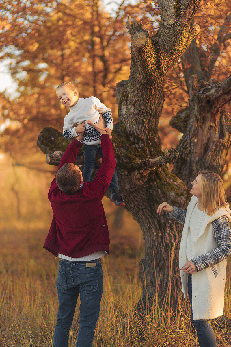 Витя и Оля. Осеннее настроение. Семейный, детский, свадебный фотограф по всей РБ Валера Михневич