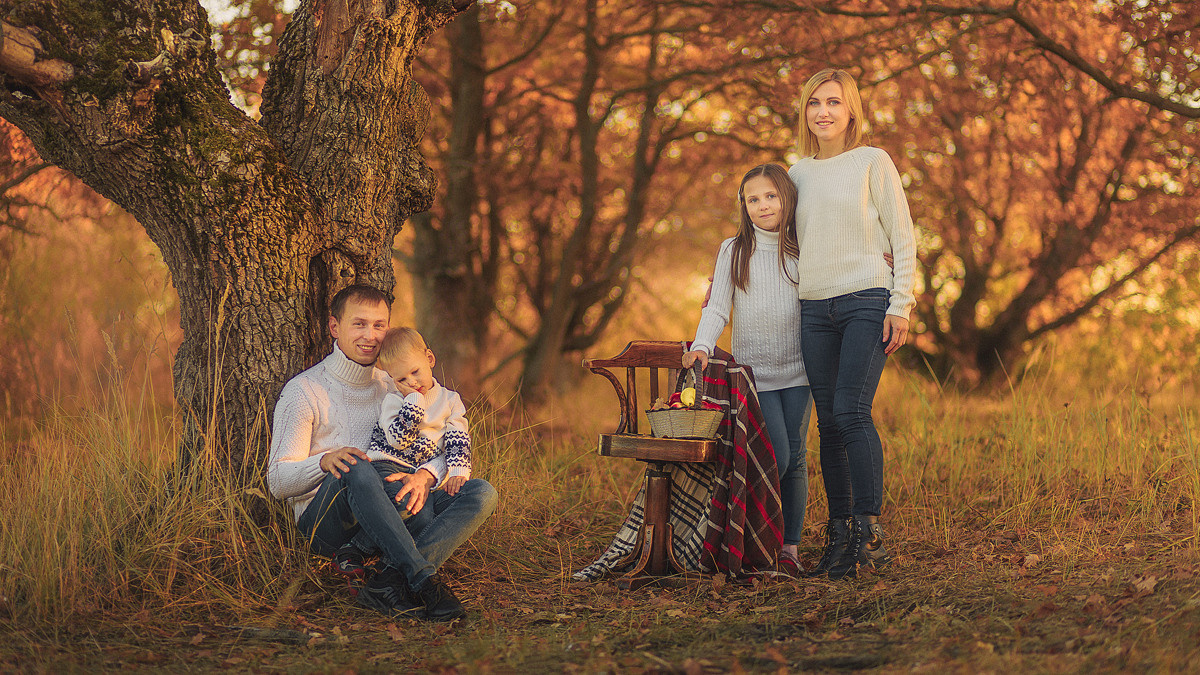 Витя и Оля. Осеннее настроение. Семейный, детский, свадебный фотограф по всей РБ Валера Михневич