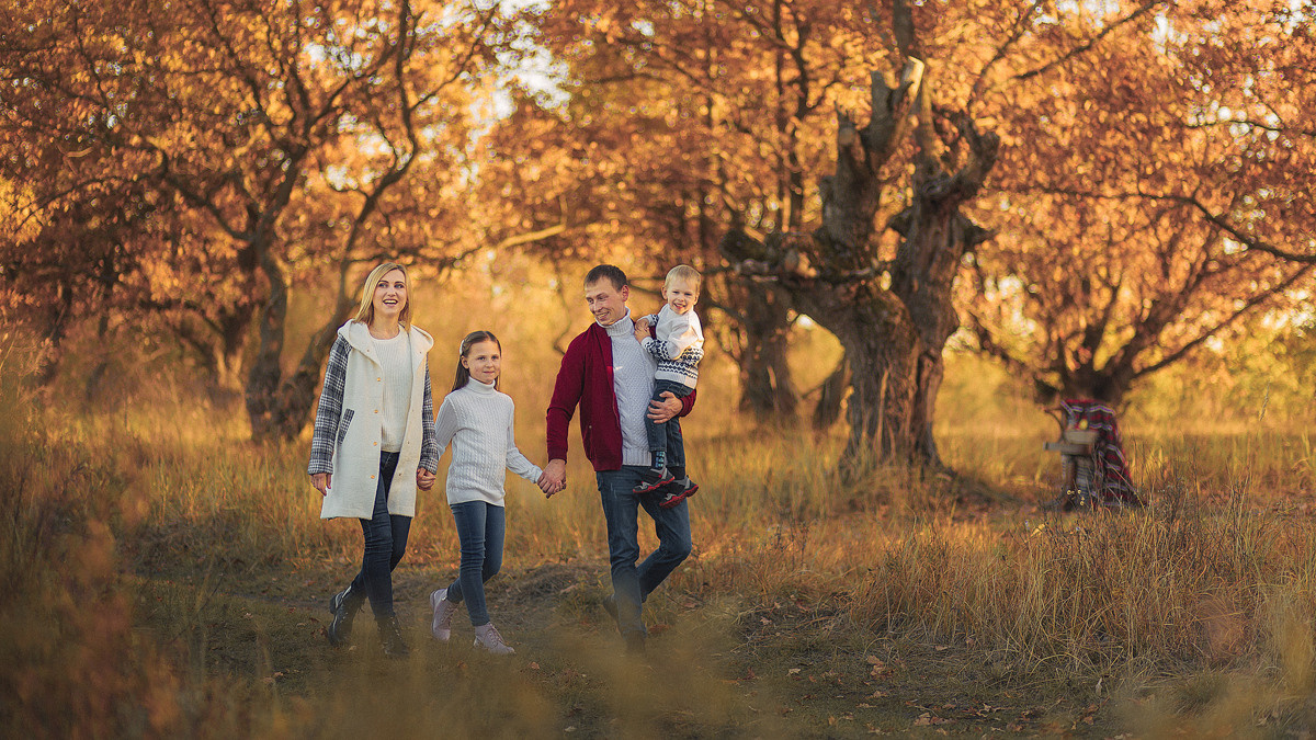 Витя и Оля. Осеннее настроение. Семейный, детский, свадебный фотограф по всей РБ Валера Михневич