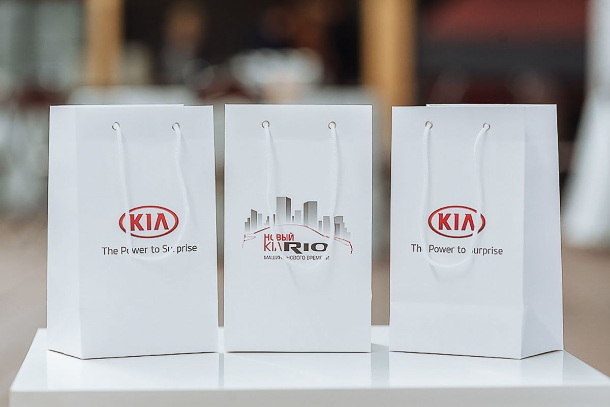 Репортажная съемка презентации нового «Kia Rio». Свадебный фотограф СПБ Михаил Песиков