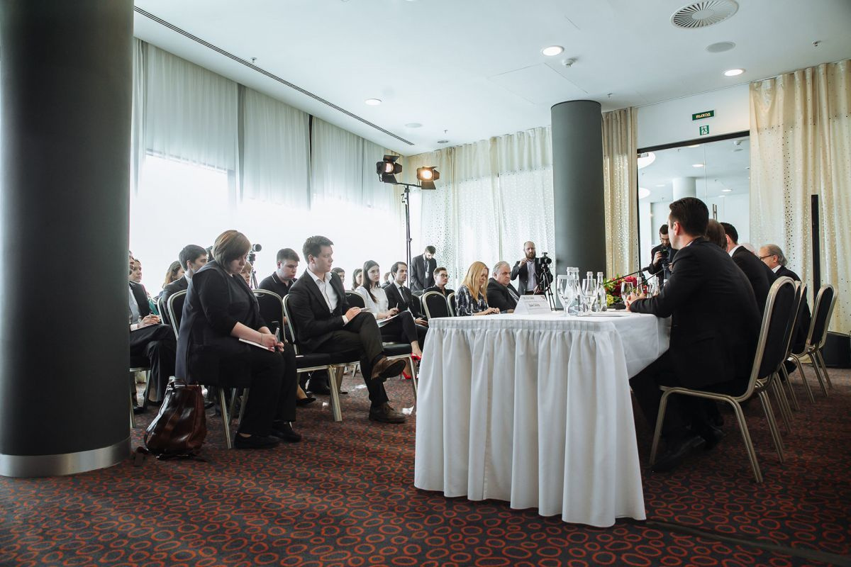 Репортажная съемка мероприятия в честь дня рождения Crown Plaza Hotel. Свадебный фотограф СПБ Михаил Песиков