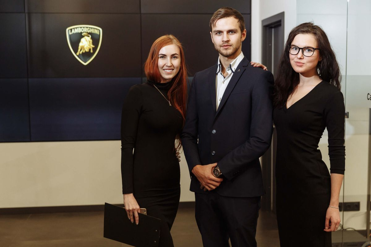 Репортажная съемка презентации Lamborghini Urus. Свадебный фотограф СПБ Михаил Песиков