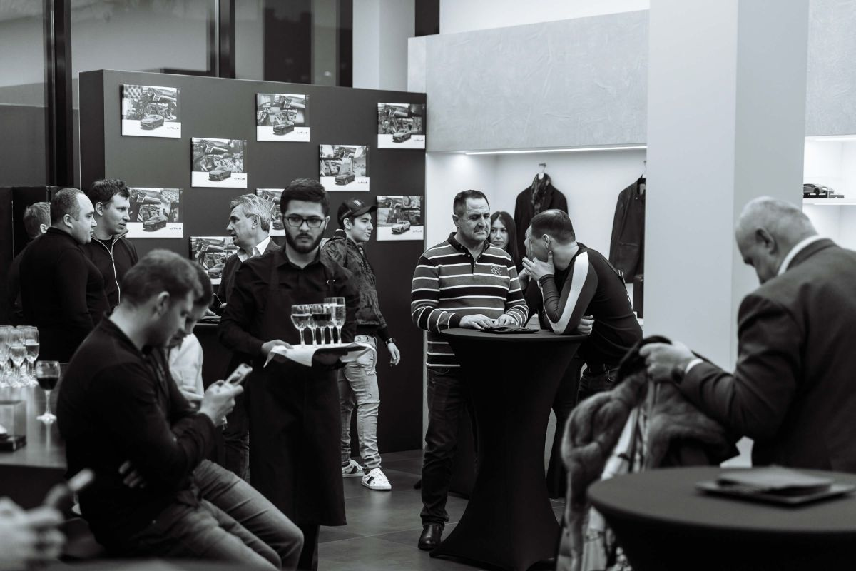 Репортажная съемка презентации Lamborghini Urus. Свадебный фотограф СПБ Михаил Песиков