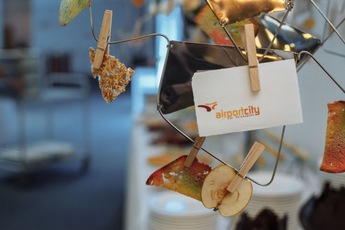 Репортажная съемка мероприятия в честь дня рождения Crown Plaza Hotel. Свадебный фотограф СПБ Михаил Песиков