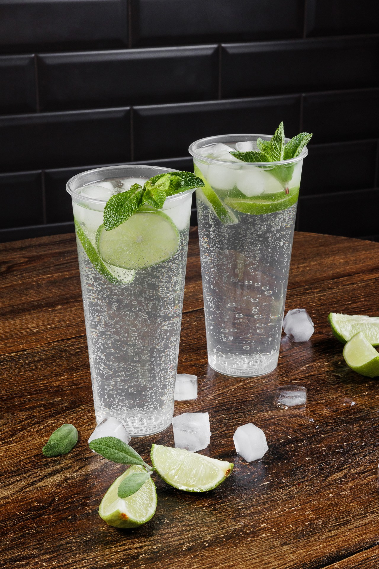 Пластиковая посуда. Фотосъёмка для бизнеса — предметное фото, репортаж с мероприятий, портреты людей, съёмка интерьера и экстерьера