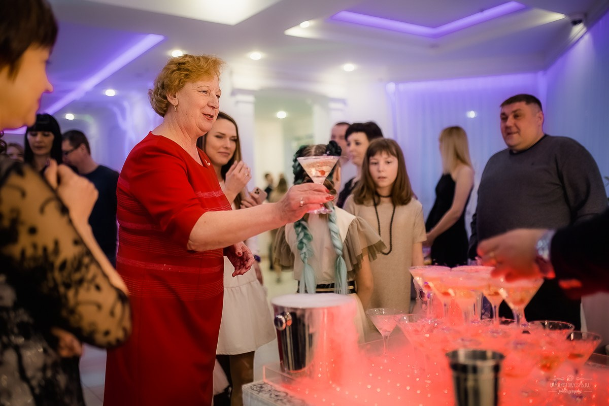 Свадебная фотосессия в интерьере: уют, фактура и свет как у старых мастеров. Свадебный фотограф — Санкт-Петербург (СПб) Питер