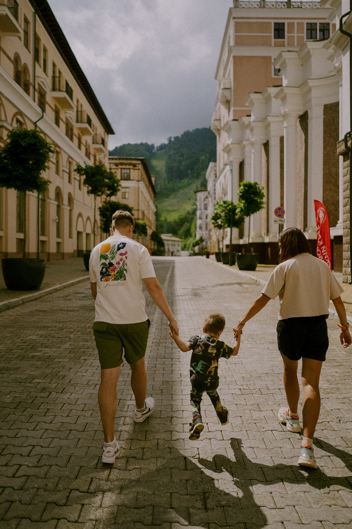 Семейная прогулка на Красная Поляна 960 и 2200 метров н. у. м. Свадебный фотограф — Сочи, Адлер, Сириус, Красная Поляна, Роза хутор