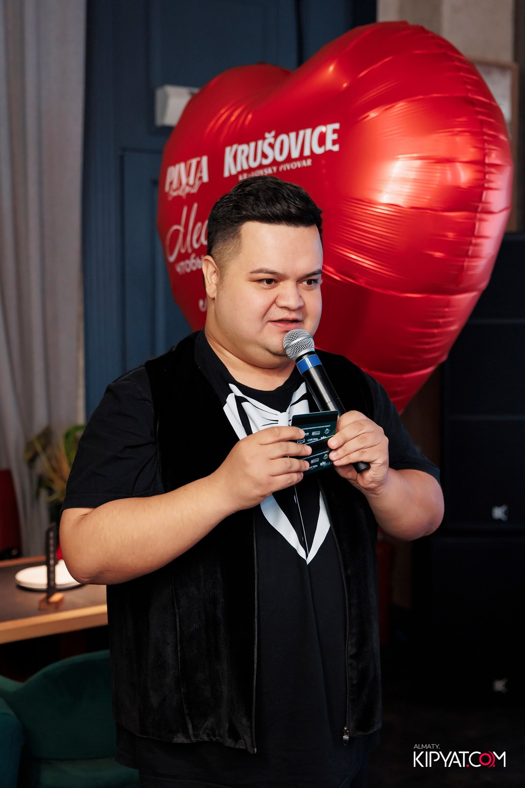 ПИНТА НА ТУЛЕБАЕВА. КИПЯТКОМ АЛМАТЫ! Фотосъемка мероприятий в Алматы