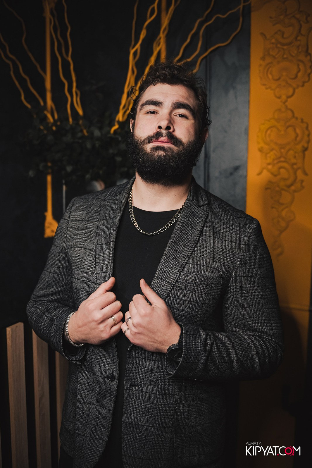 УХО И МЕДВЕДЬ НА ГАГАРИНА. КИПЯТКОМ АЛМАТЫ!