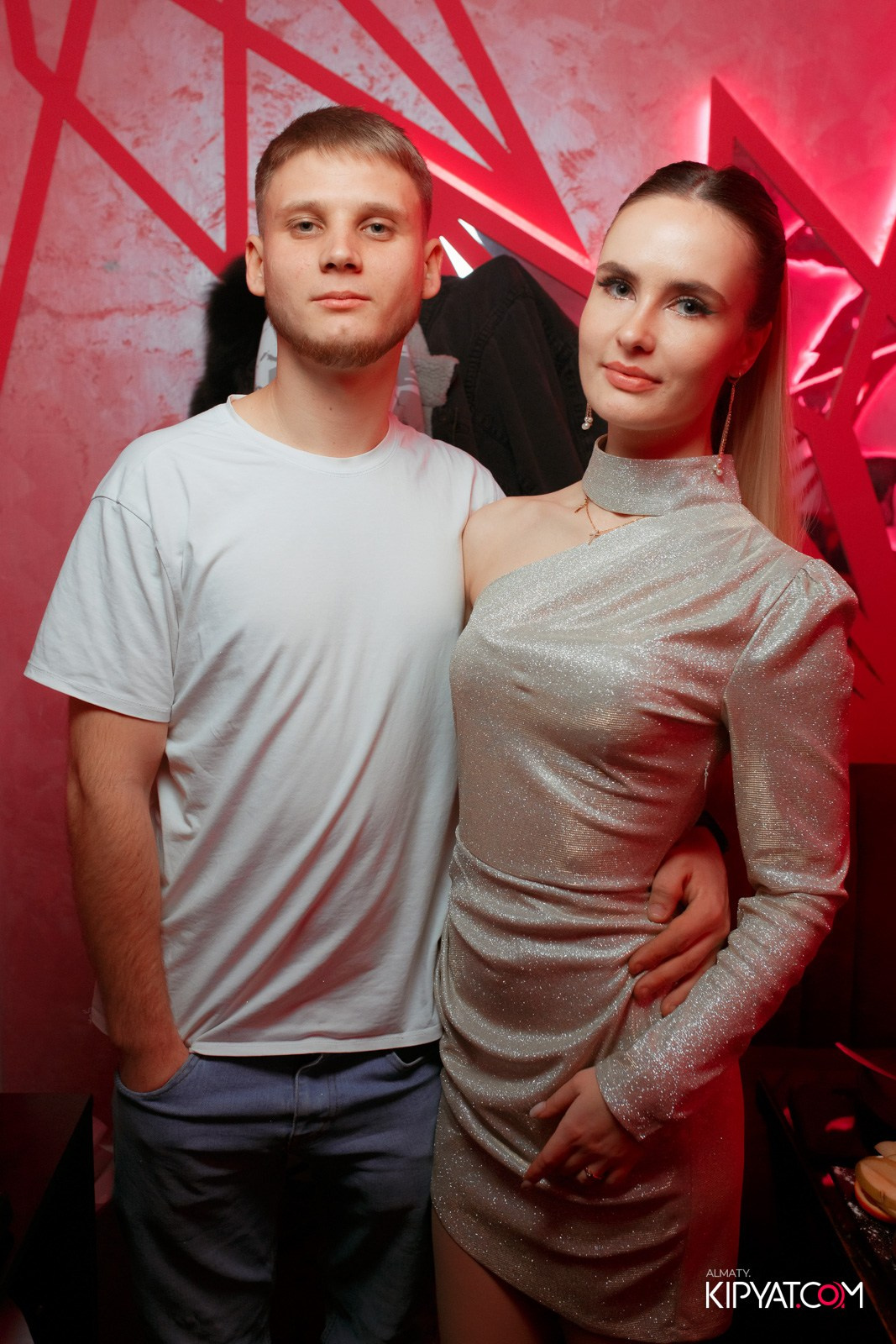 УХО И МЕДВЕДЬ НА ГАГАРИНА. КИПЯТКОМ АЛМАТЫ!