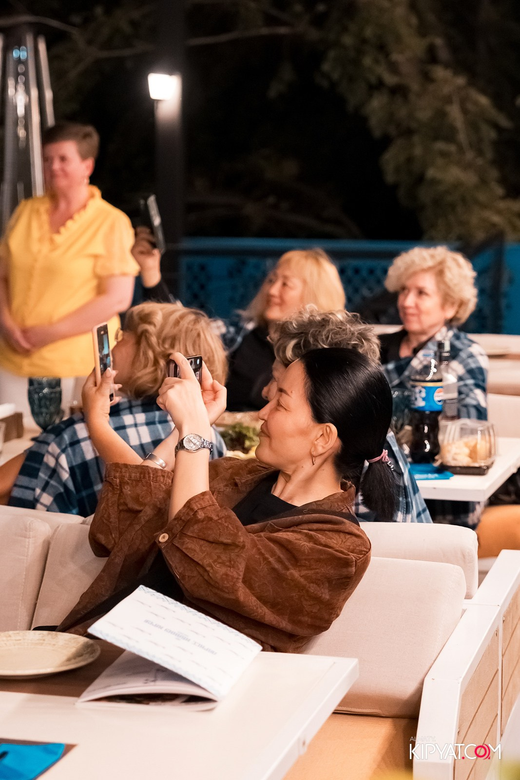 ОТКРЫТИЕ ЛЕТНЕЙ ТЕРАССЫ В РЕСТОРАНЕ ЛАРИСС ИВАННУ ХАЧУ. КИПЯТКОМ АЛМАТЫ!