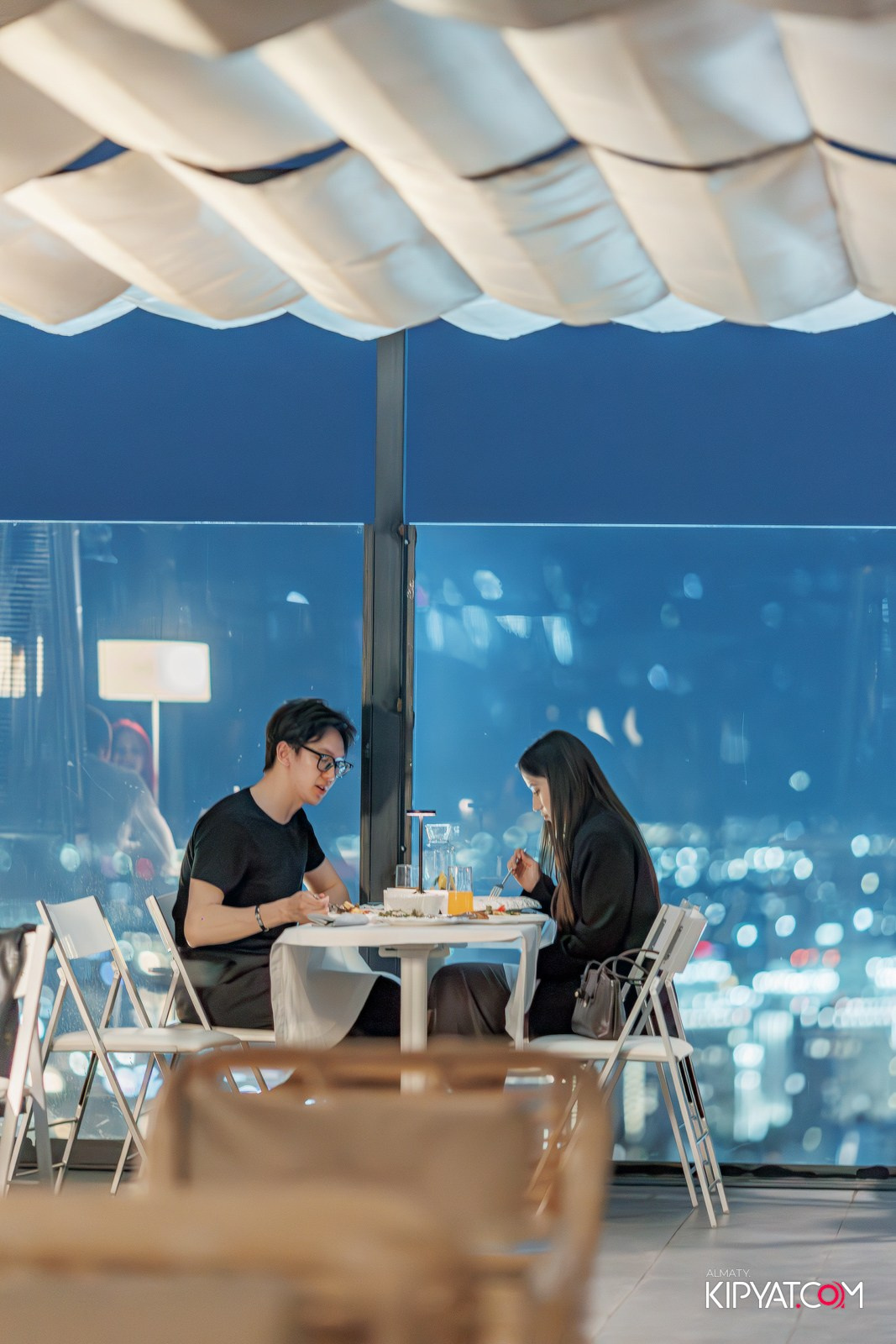 ВЫСТУПЛЕНИЕ DJ SUNQAR DJ BONI В SUNQAR BAR & RESTAURANT. КИПЯТКОМ АЛМАТЫ!