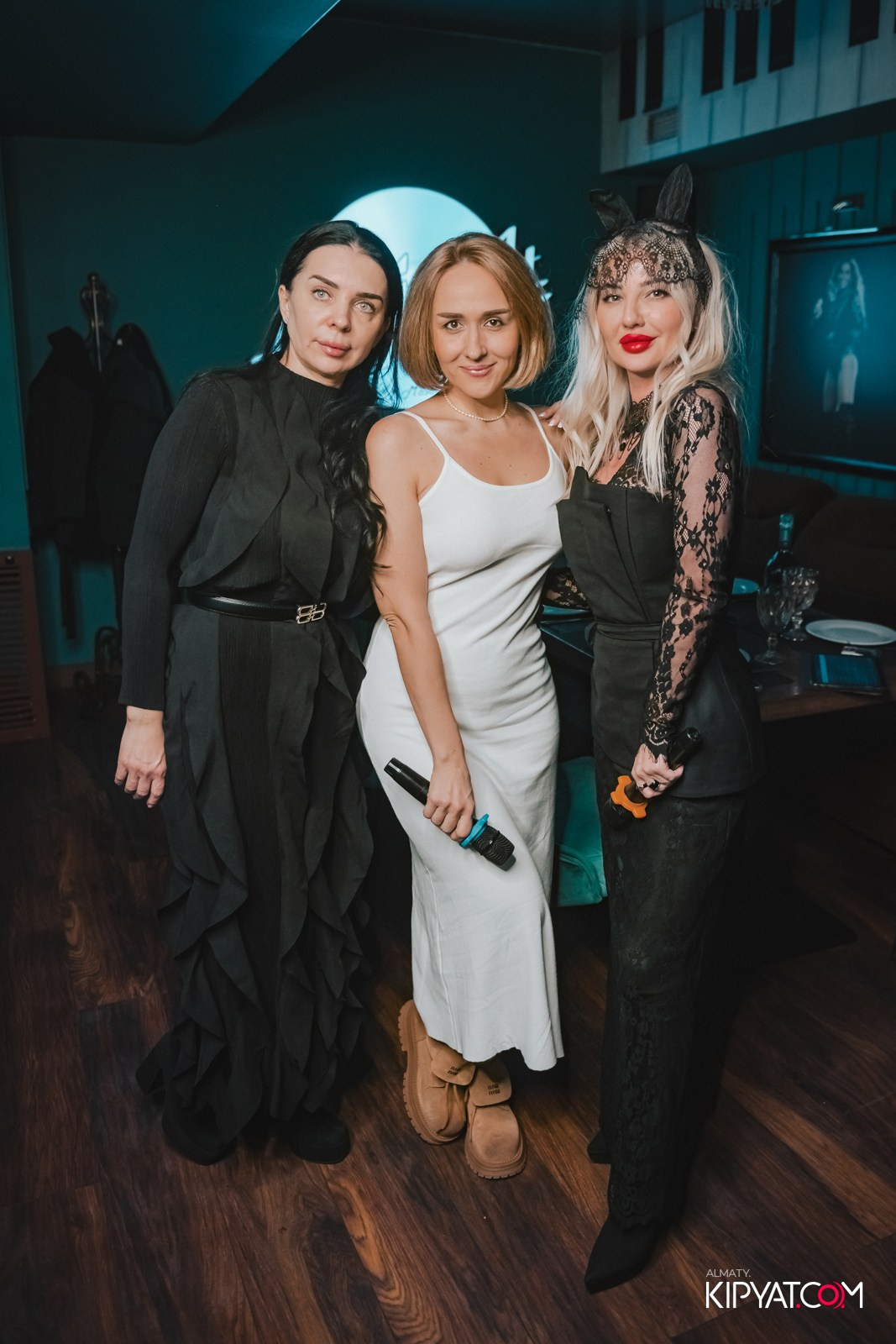 КАРАОКЕ МИКРОФОН. КИПЯТКОМ АЛМАТЫ!