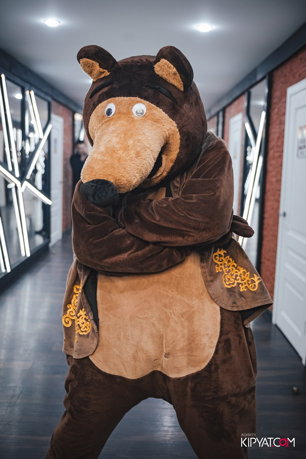 УХО И МЕДВЕДЬ НА САИНА. КИПЯТКОМ АЛМАТЫ!