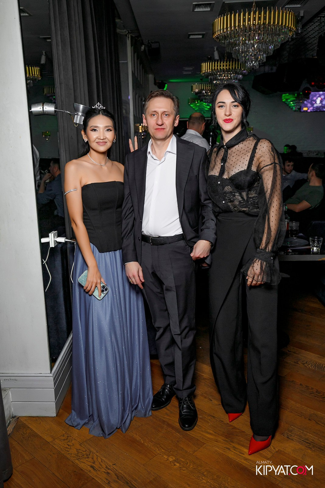 УХО И МЕДВЕДЬ НА КУРМАНГАЗЫ. КИПЯТКОМ АЛМАТЫ! Фотосъемка мероприятий в Алматы