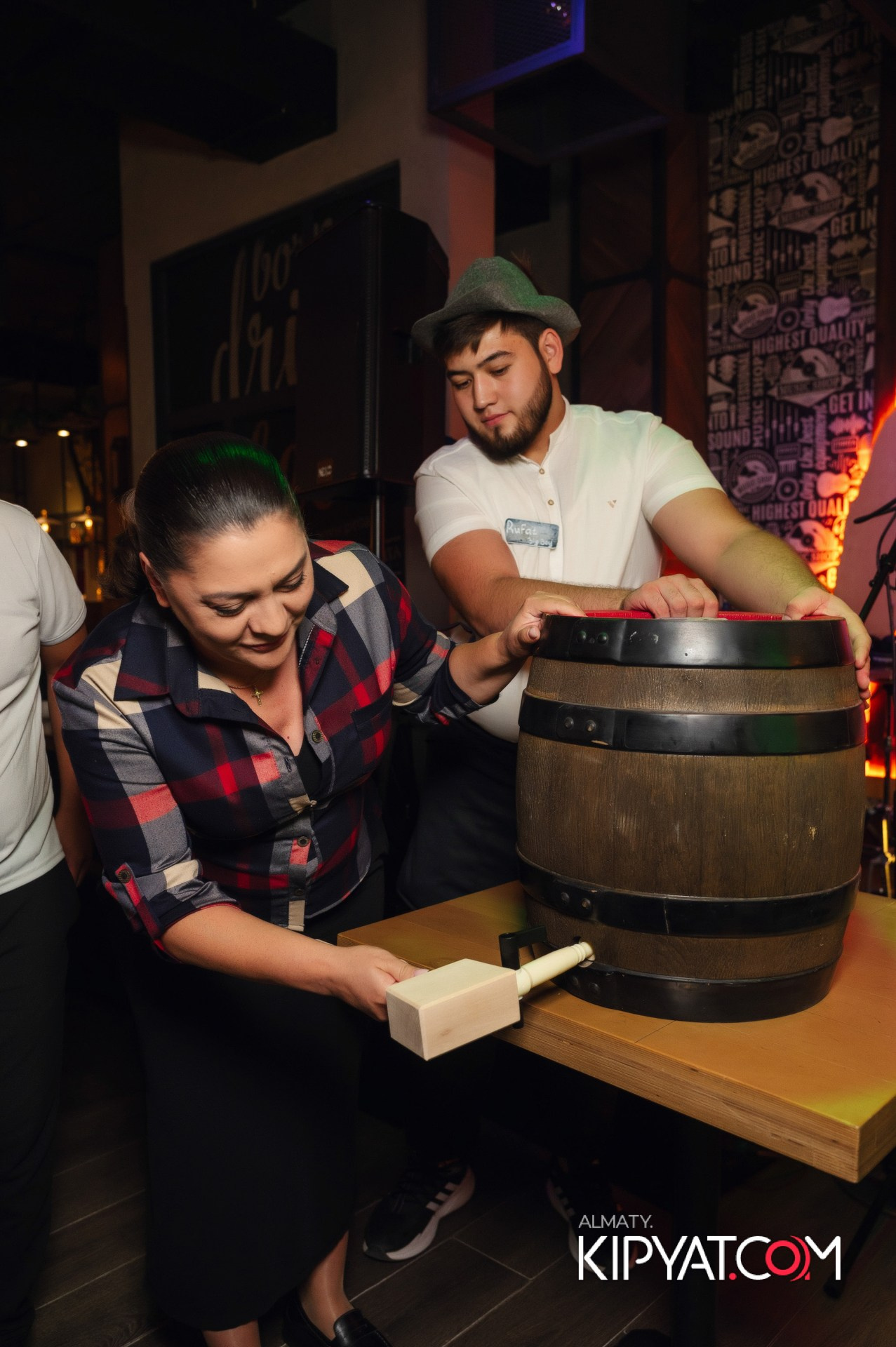 Пинта на Алтынсарина. КИПЯТКОМ АЛМАТЫ! Фотосъемка мероприятий в Алматы