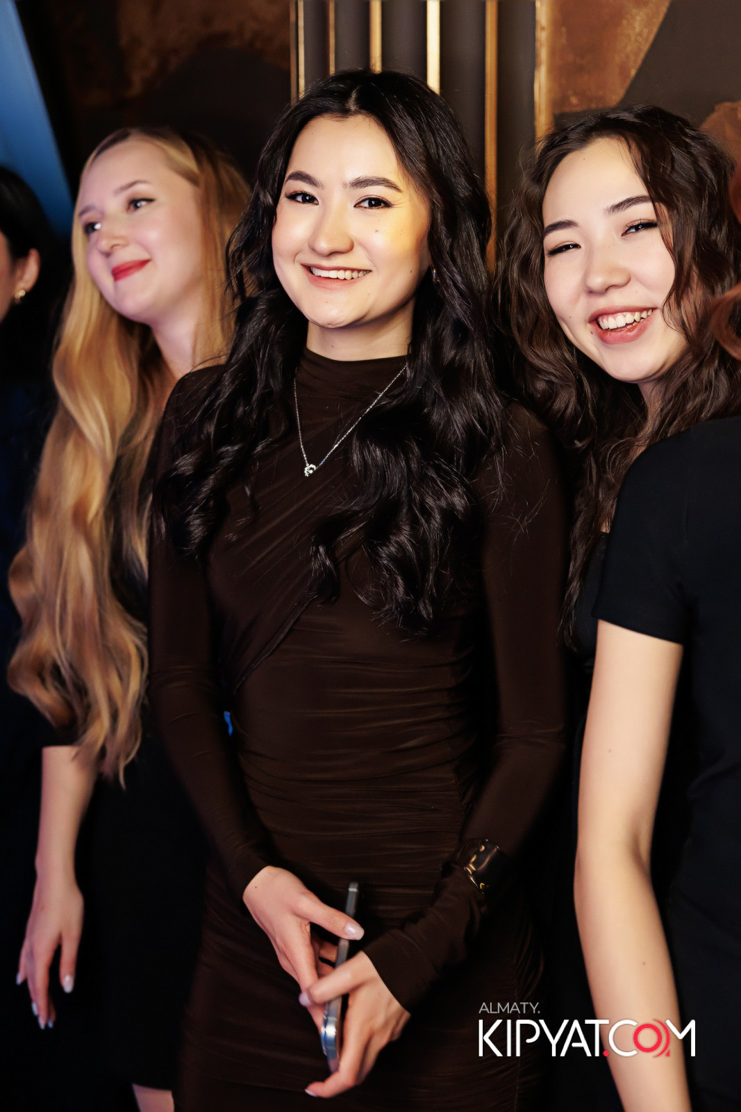 OBLAKO LOUNGE BAR. КИПЯТКОМ АЛМАТЫ!