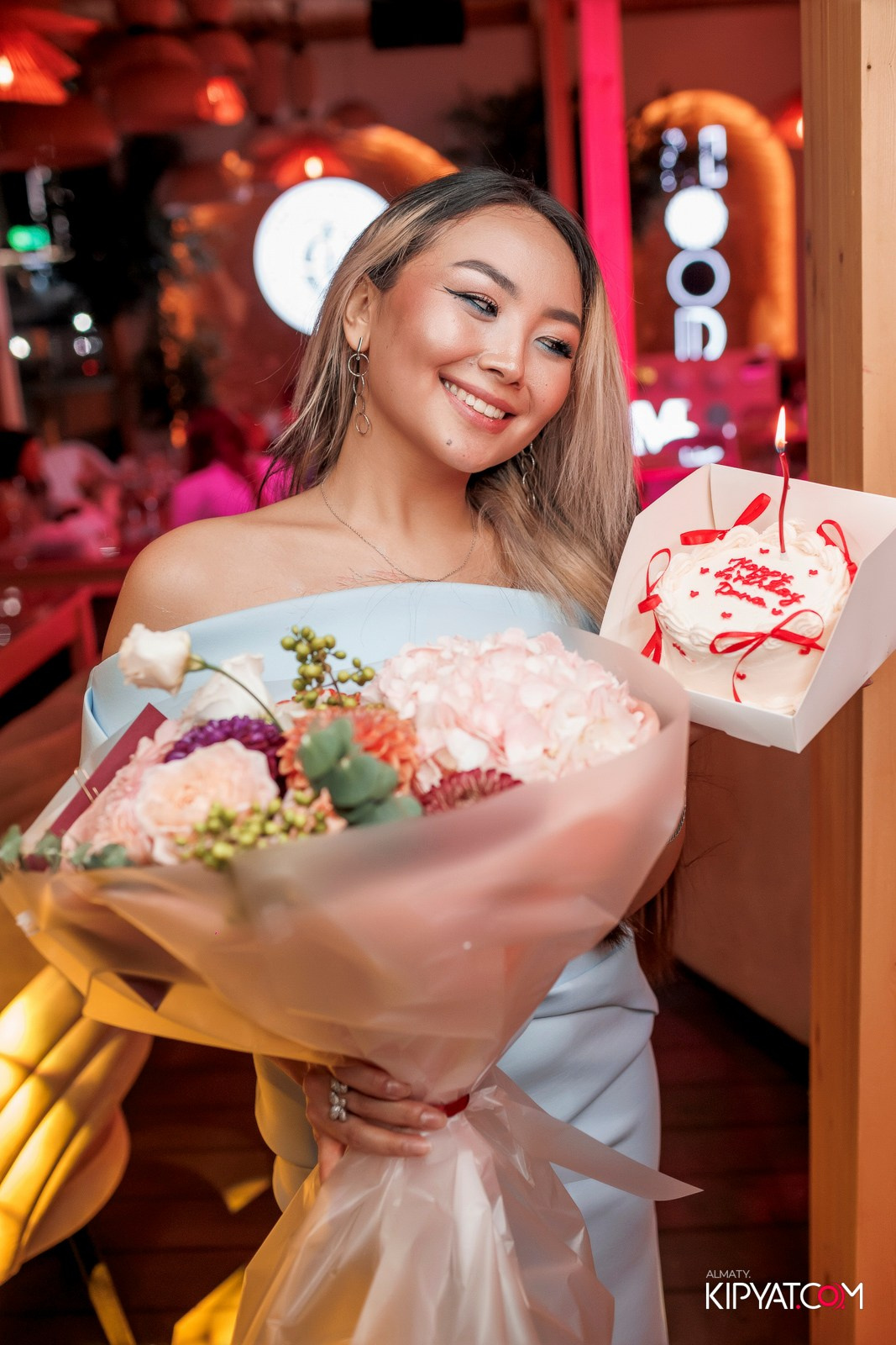 MOOD KARAOKE & TERRACE. КИПЯТКОМ АЛМАТЫ!