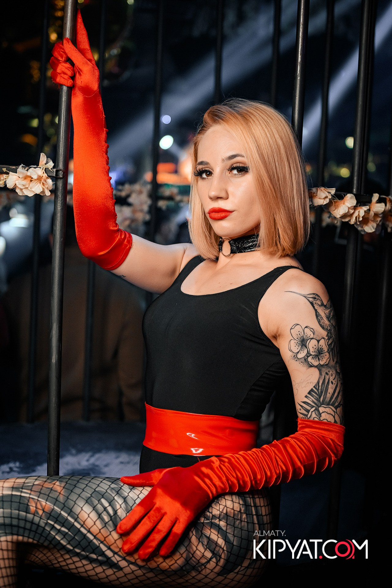 UYAT EMES BAR. КИПЯТКОМ АЛМАТЫ!