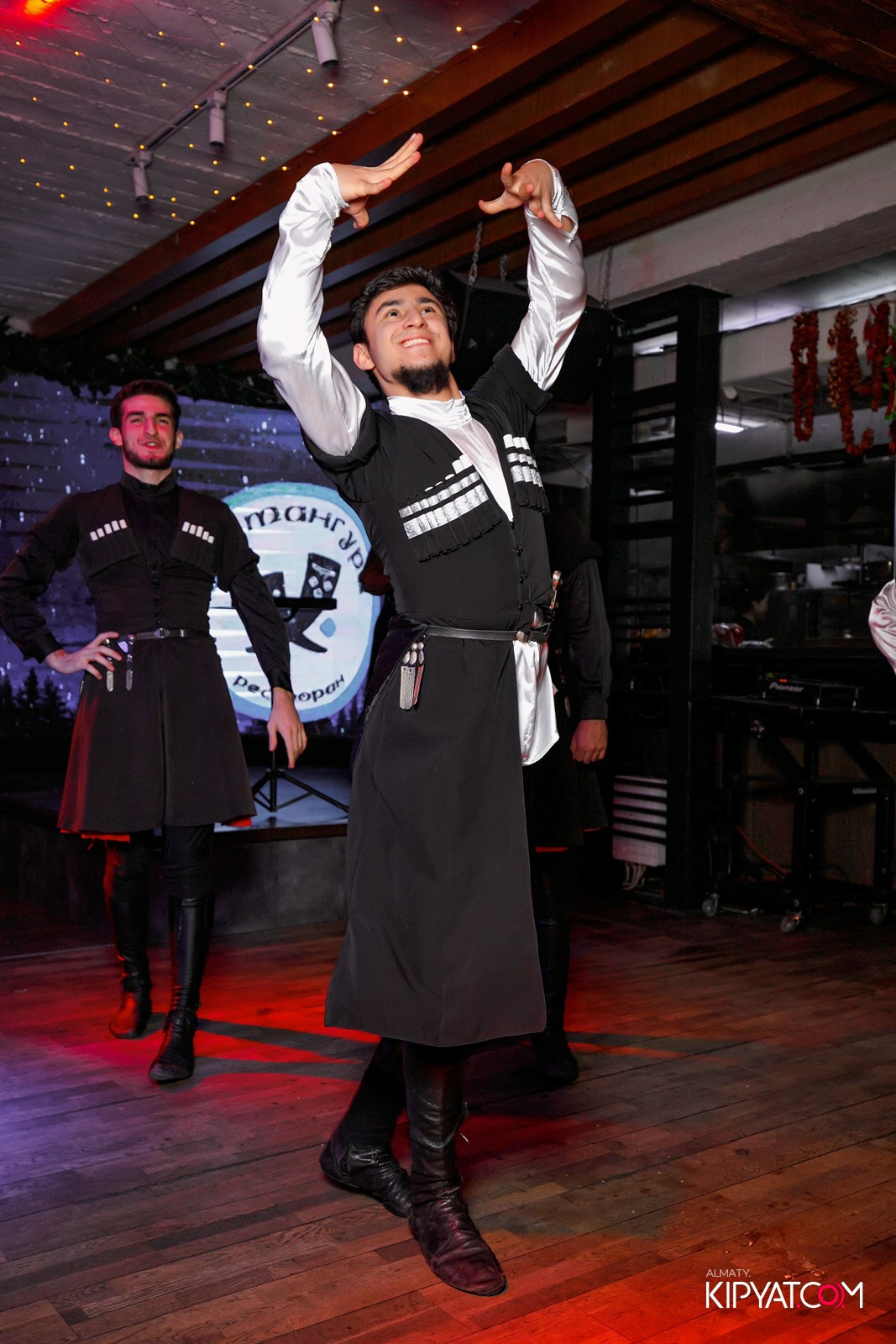 ВАХТАНГУРИ. КИПЯТКОМ АЛМАТЫ!