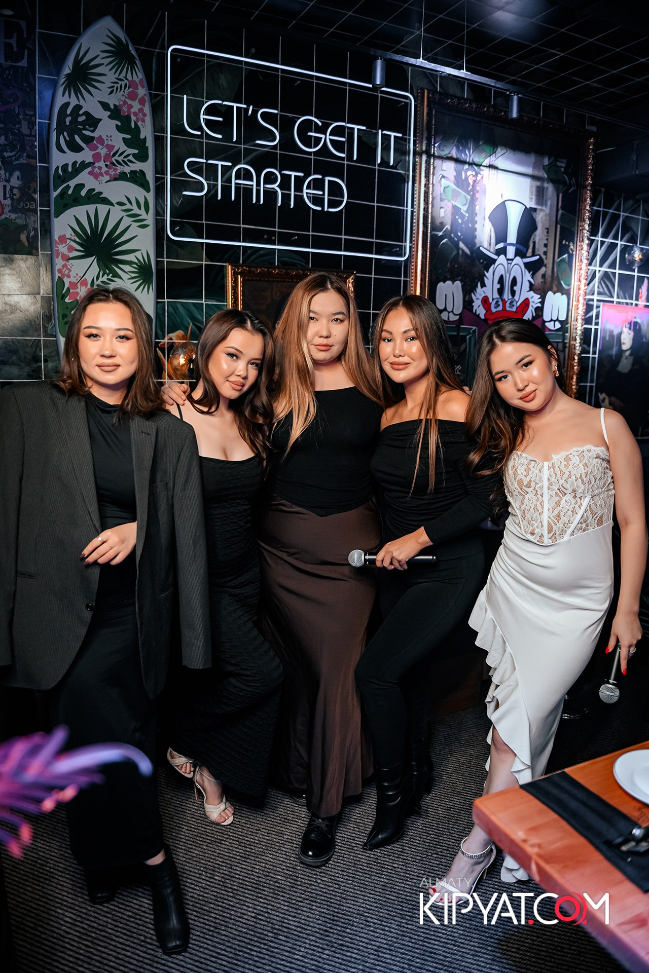 SANTA BARBARA ВЫСТУПЛЕНИЕ ГРУППЫ БРАТЬЯ ГРИММ. КИПЯТКОМ АЛМАТЫ!