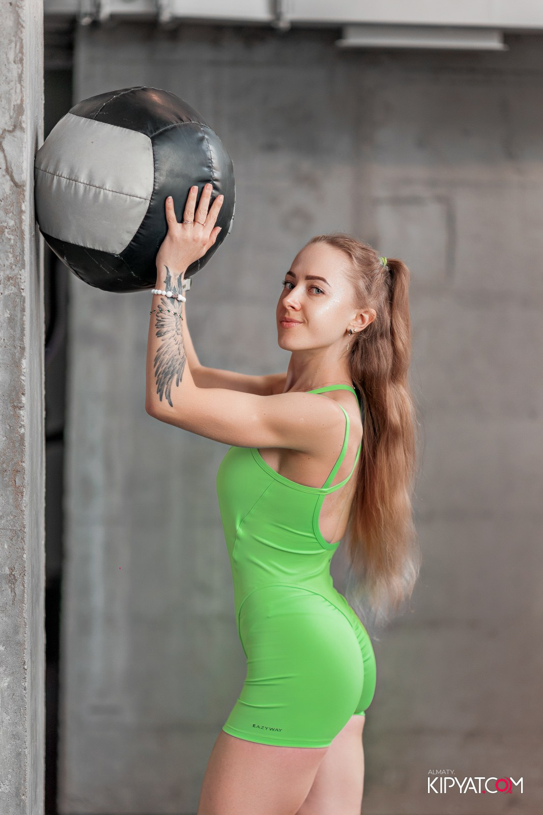 СБОРЫ ФИТНЕС-БИКИНИ В INVICTUS GO ABAY. КИПЯТКОМ АЛМАТЫ!