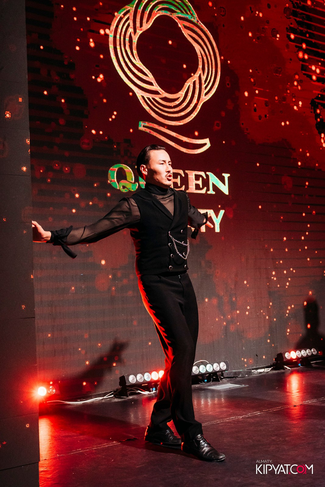 QUEEN. КИПЯТКОМ АЛМАТЫ!