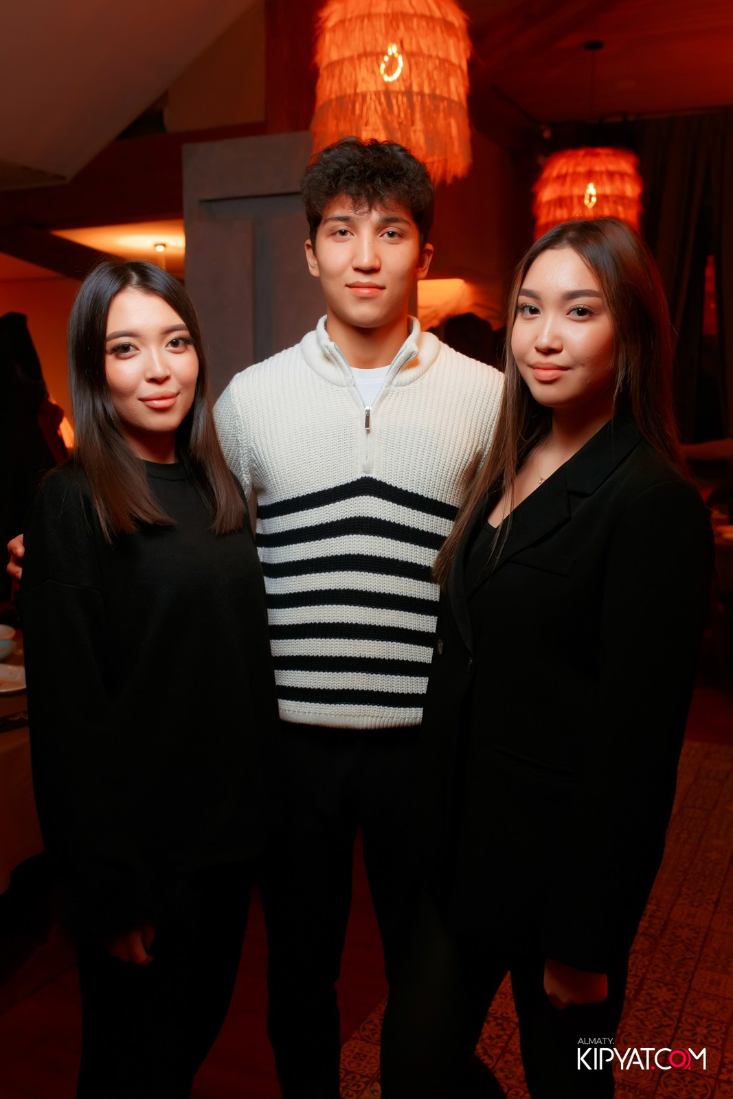 ГРУЗИНСКИЙ ДВОР. КИПЯТКОМ АЛМАТЫ!