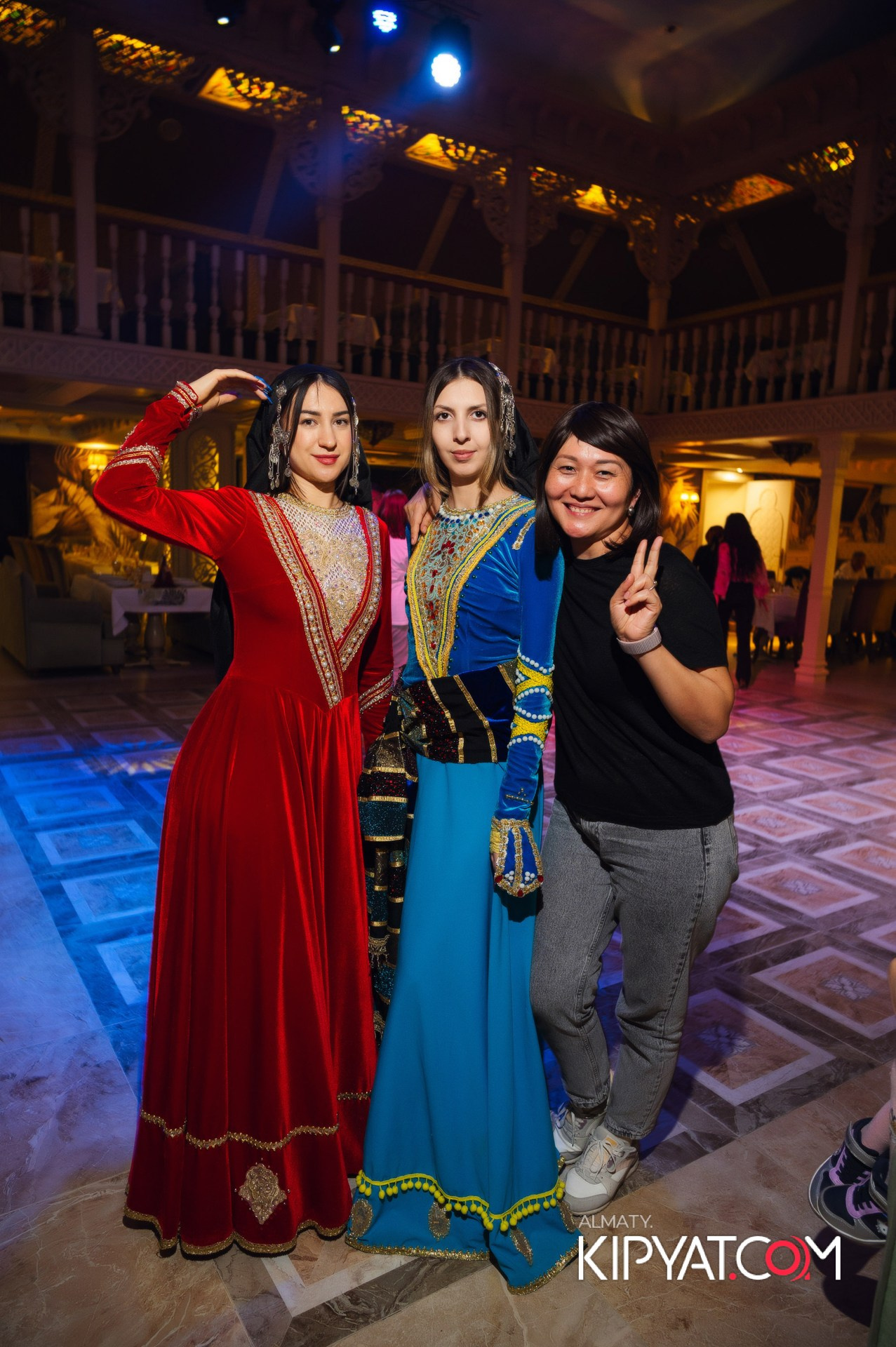 ALAZANI НА КАБАНБАЙ БАТЫРА. КИПЯТКОМ АЛМАТЫ!