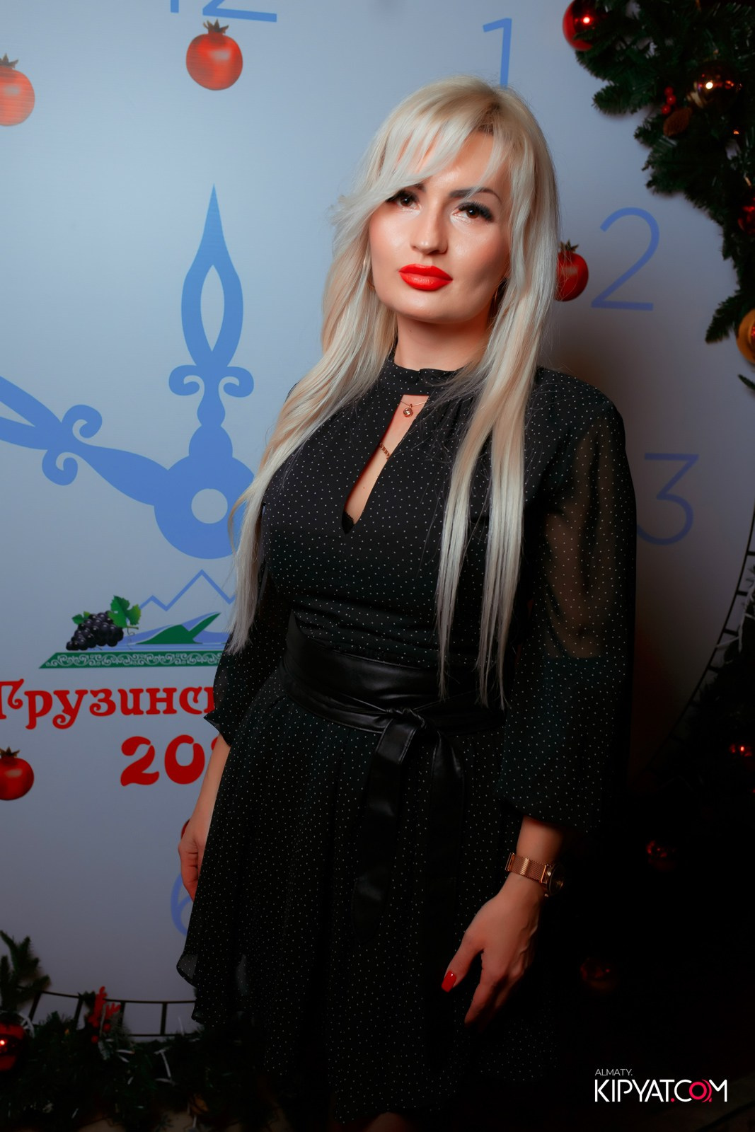 ГРУЗИНСКИЙ ДВОР НА КАБАНБАЙ БАТЫРА. КИПЯТКОМ АЛМАТЫ!