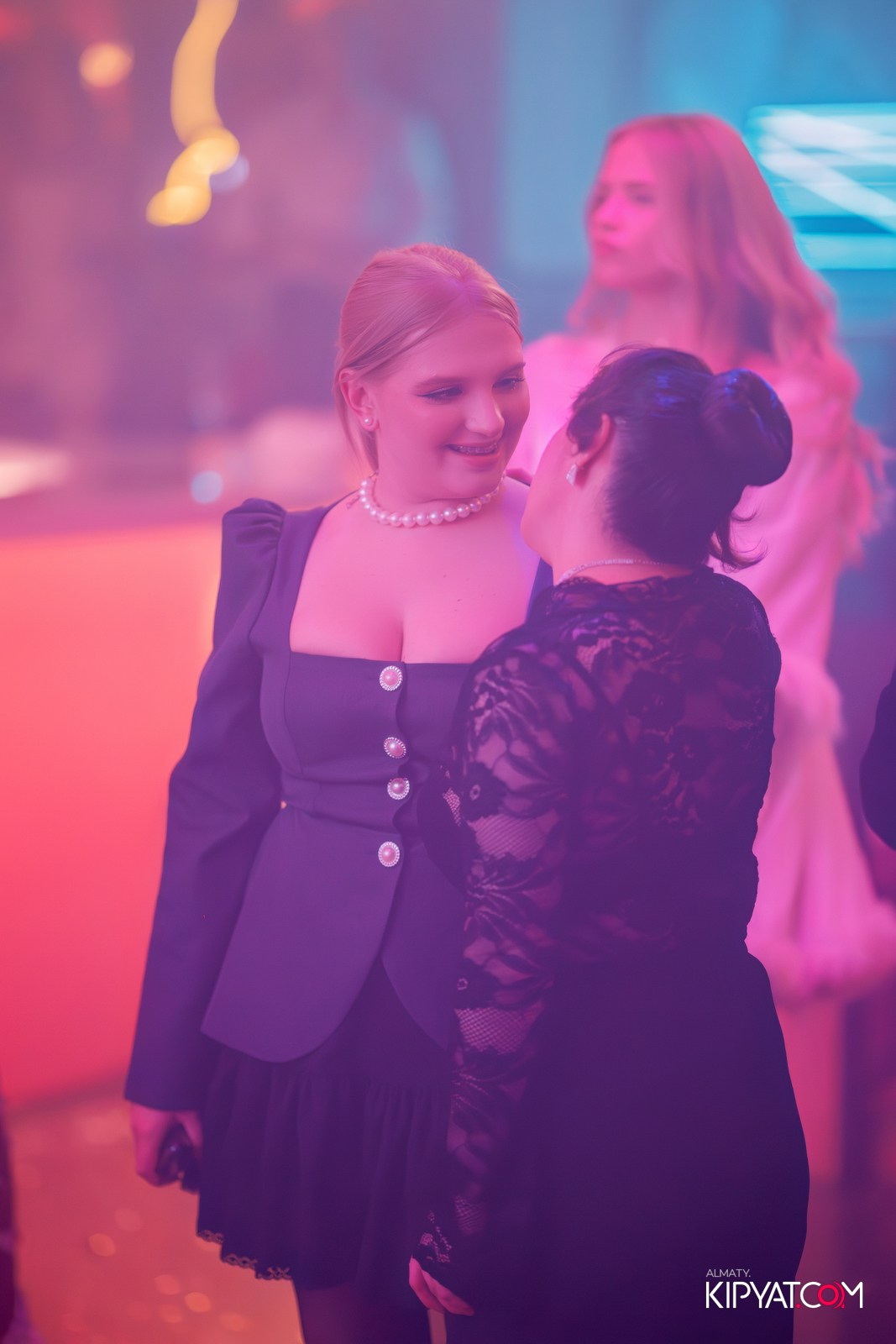 SANTA BARBARA. КИПЯТКОМ АЛМАТЫ!