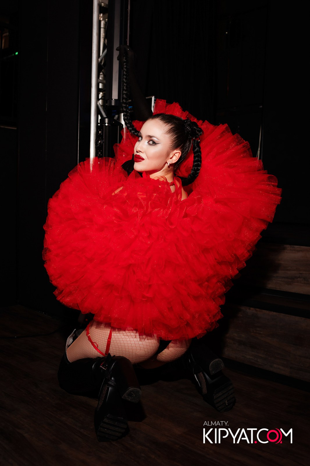 НОЧНОЙ КЛУБ ICON. КИПЯТКОМ АЛМАТЫ!