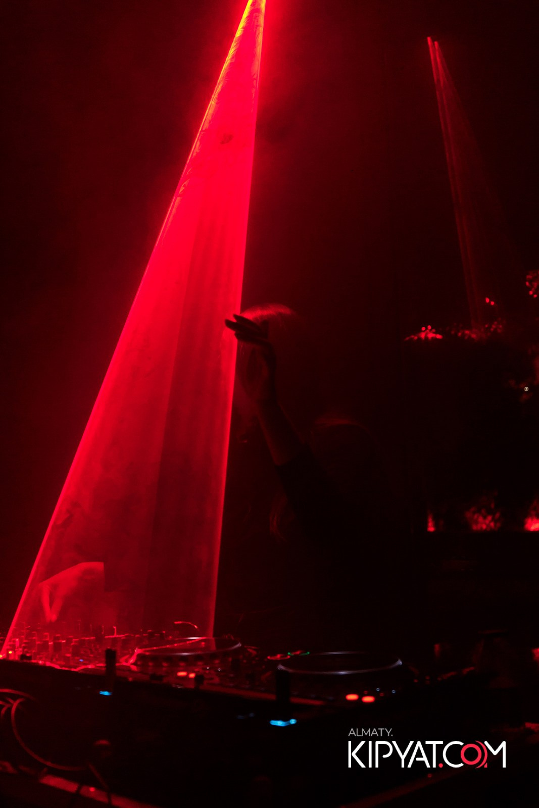 EDEN. КИПЯТКОМ АЛМАТЫ!