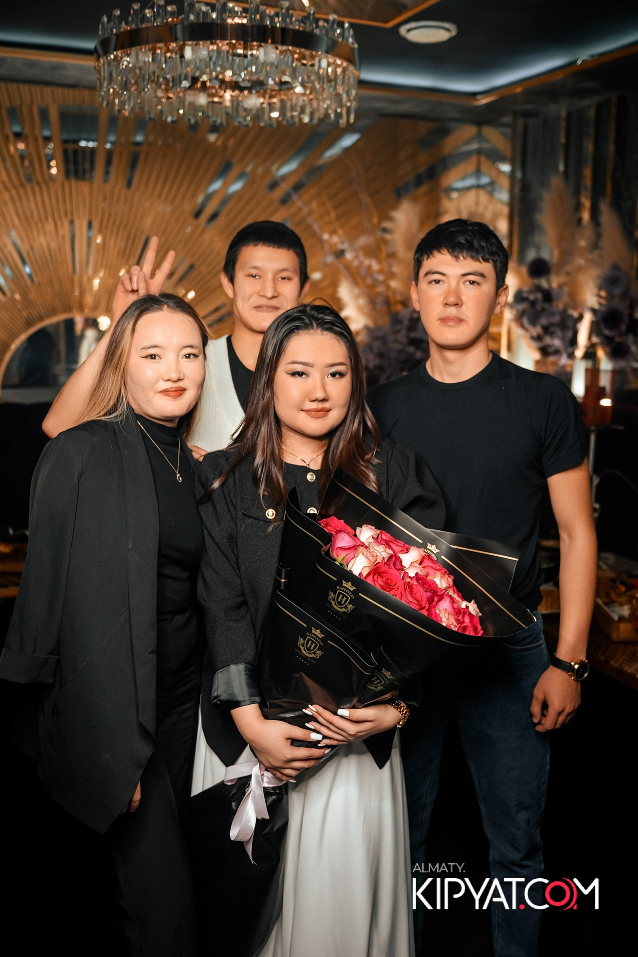 УХО И МЕДВЕДЬ НА ГАГАРИНА. КИПЯТКОМ АЛМАТЫ!