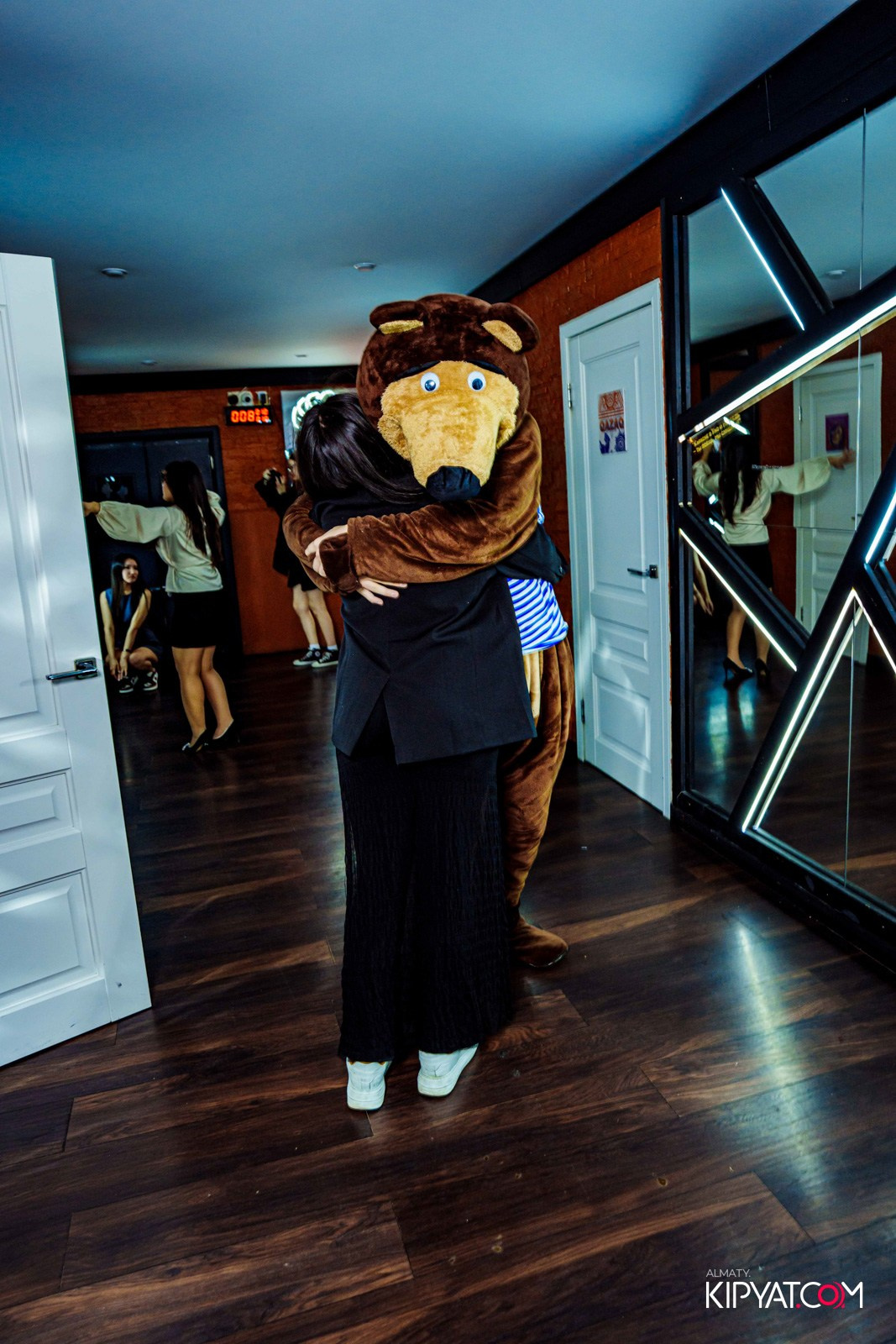 УХО И МЕДВЕДЬ НА САИНА. КИПЯТКОМ АЛМАТЫ!