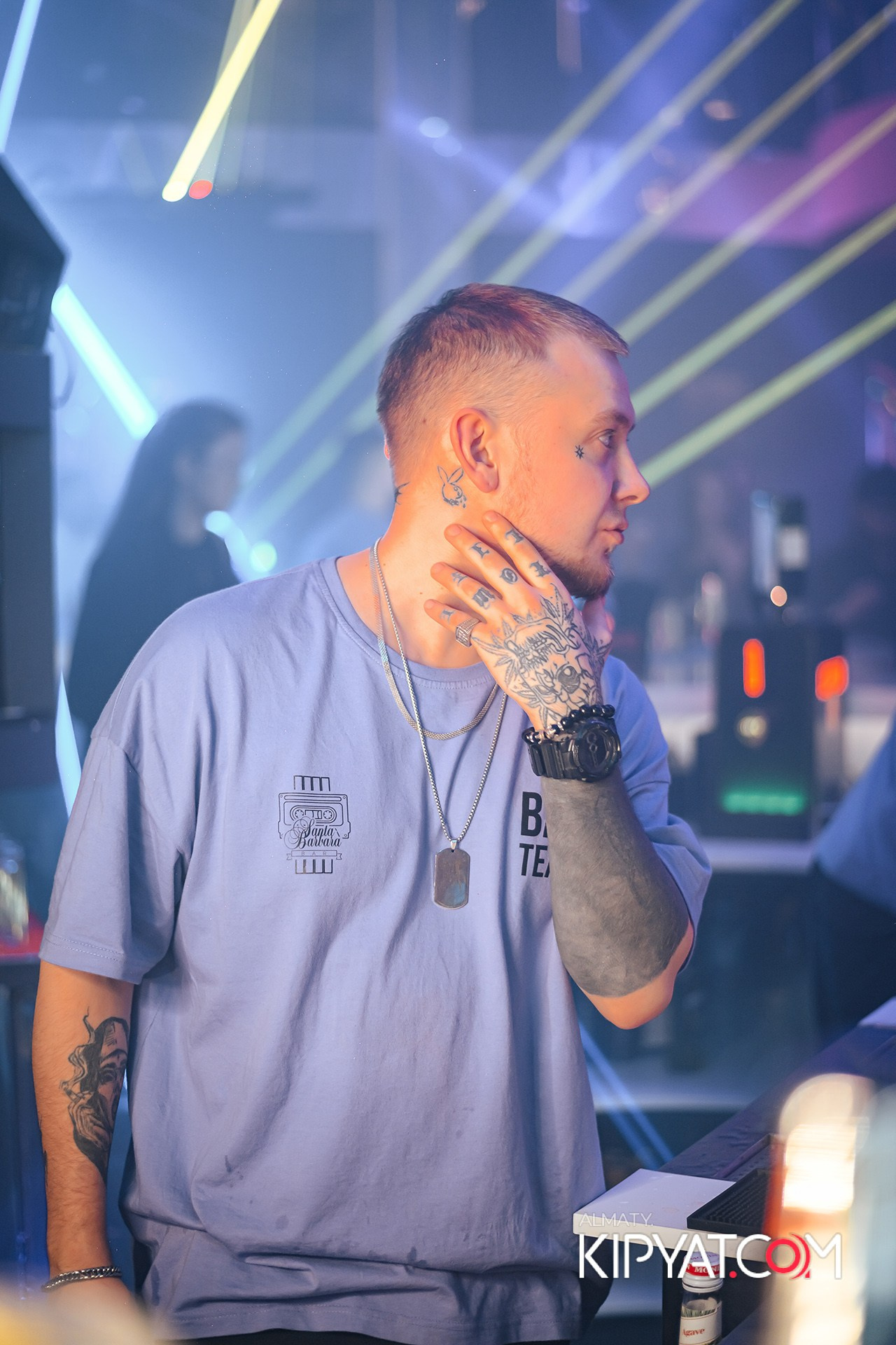 SANTA BARBARA ВЫСТУПЛЕНИЕ ГРУППЫ БРАТЬЯ ГРИММ. КИПЯТКОМ АЛМАТЫ!